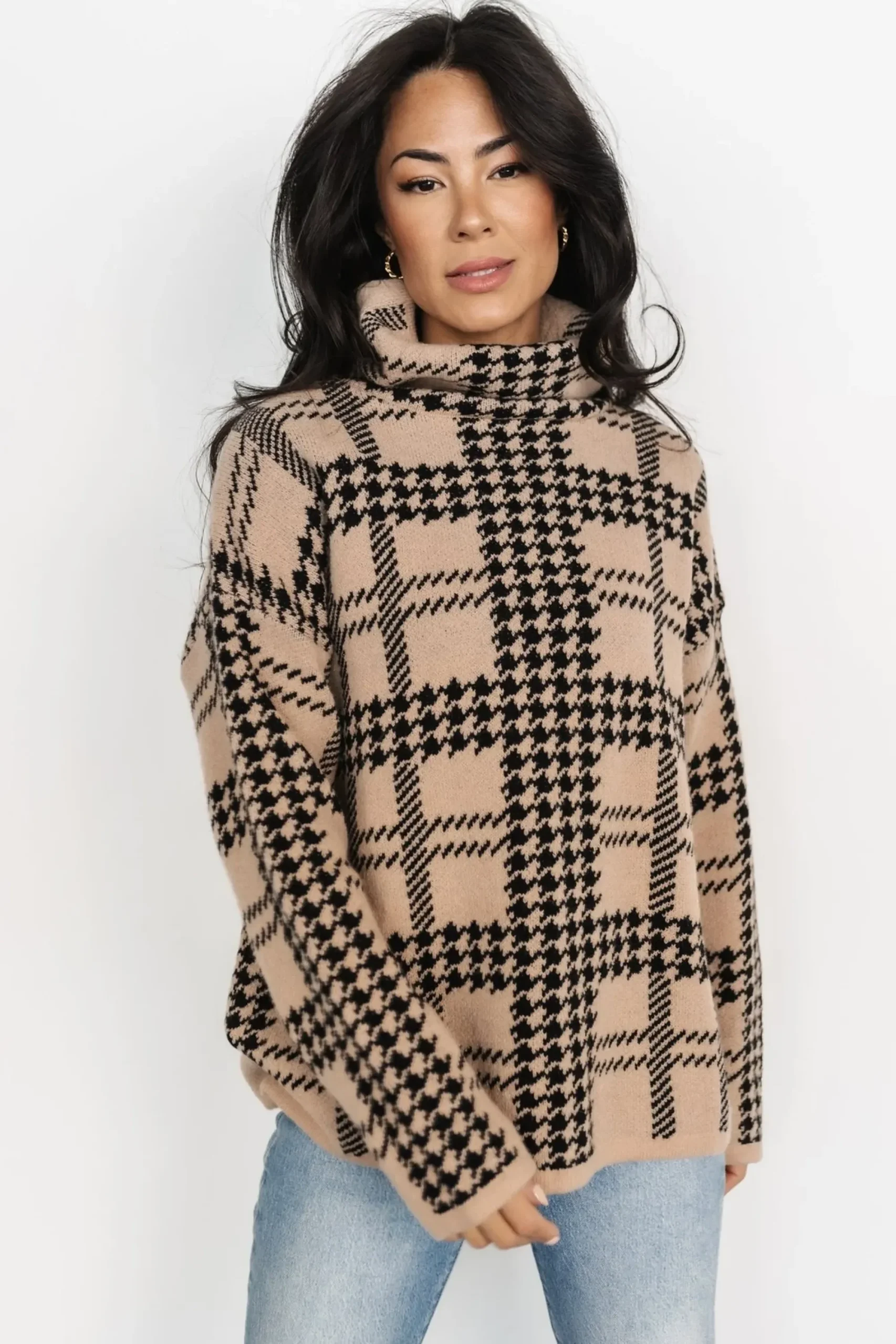 Fashion Baltic Born Alexander Turtleneck Sweater | Taupe + Black