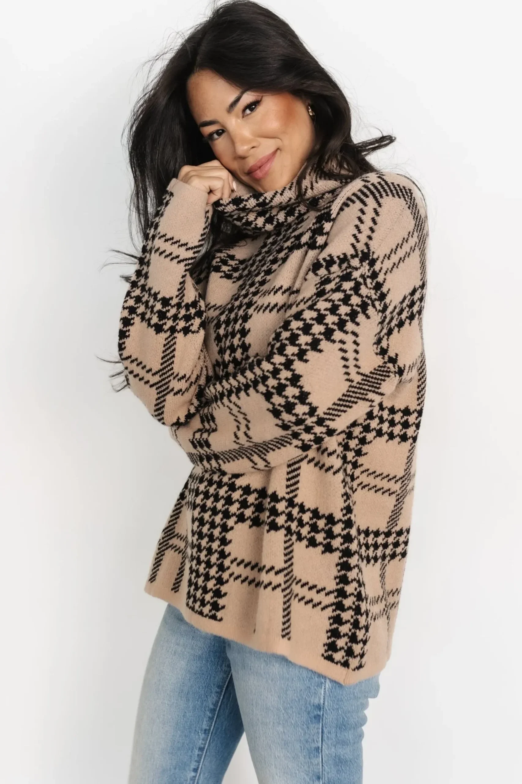 Fashion Baltic Born Alexander Turtleneck Sweater | Taupe + Black