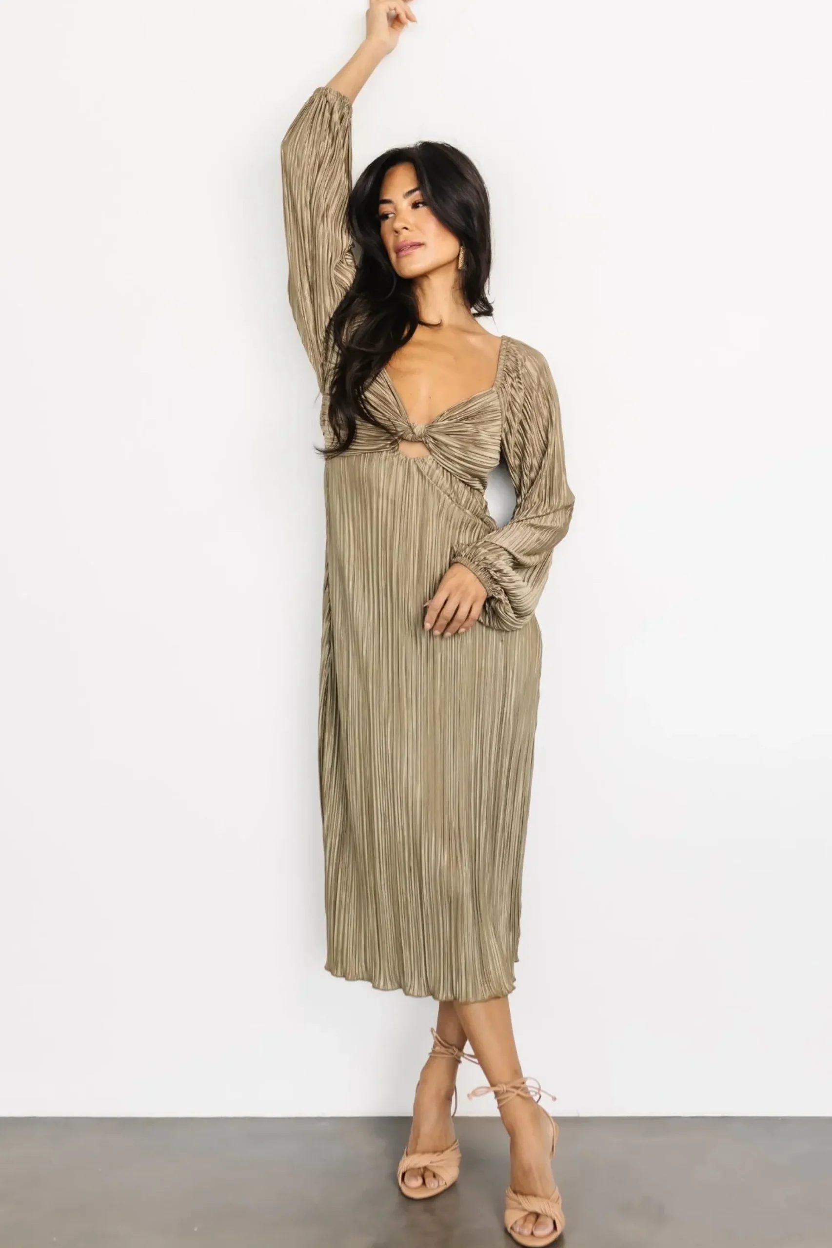 Hot Baltic Born Amani Pleated Midi Dress | Olive