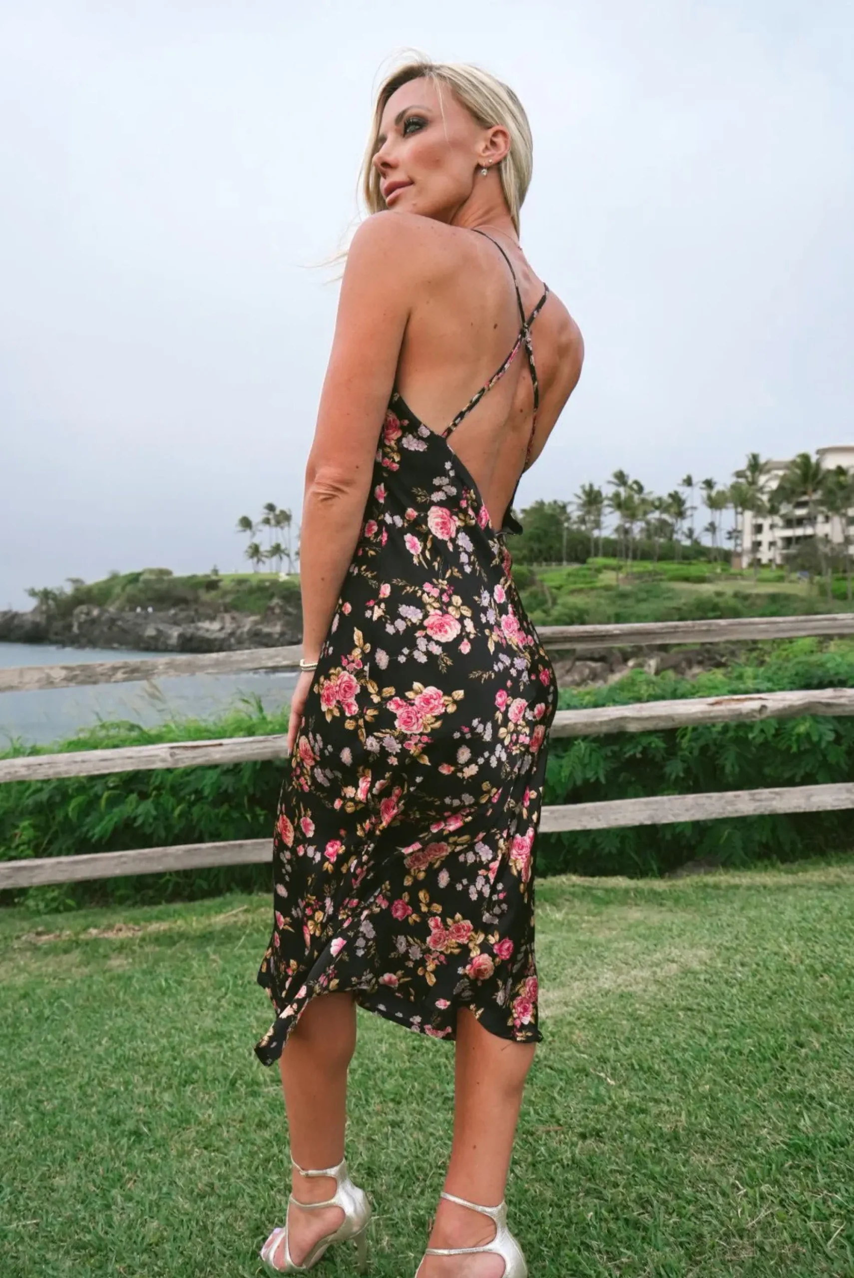 Best Baltic Born Belyn Satin Midi Dress | Black Rose Floral