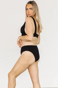 Outlet Baltic Born Formentera Pullover Bikini Top | Black