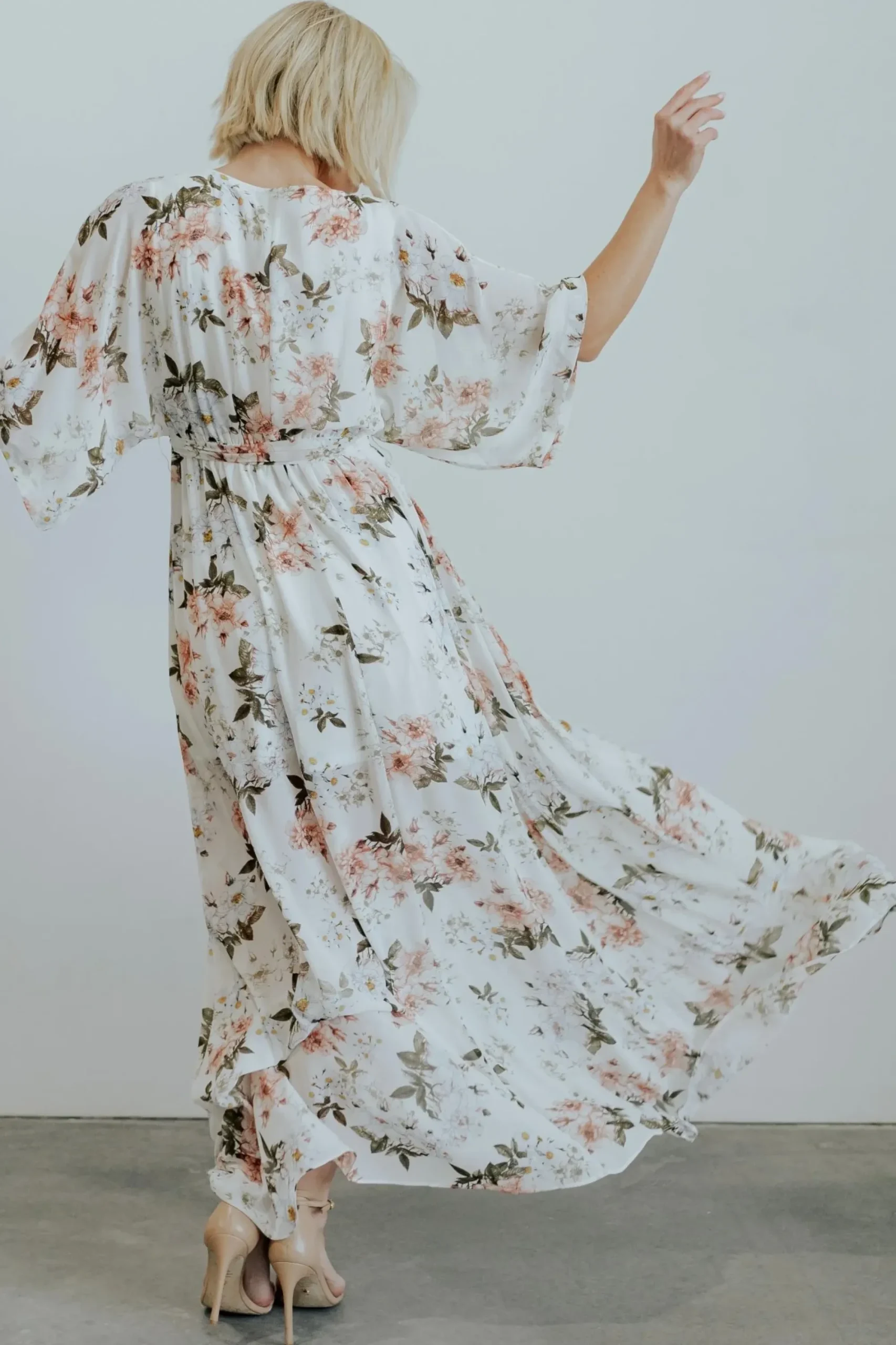 Clearance Baltic Born Kia Kimono Maxi Dress | White Floral