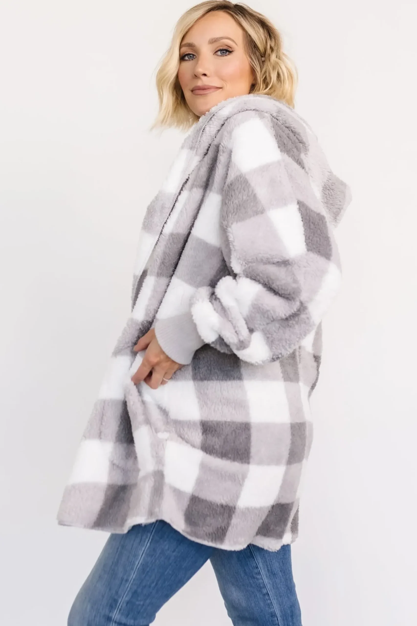 Hot Baltic Born Lincoln Teddy Cardigan | Gray + White