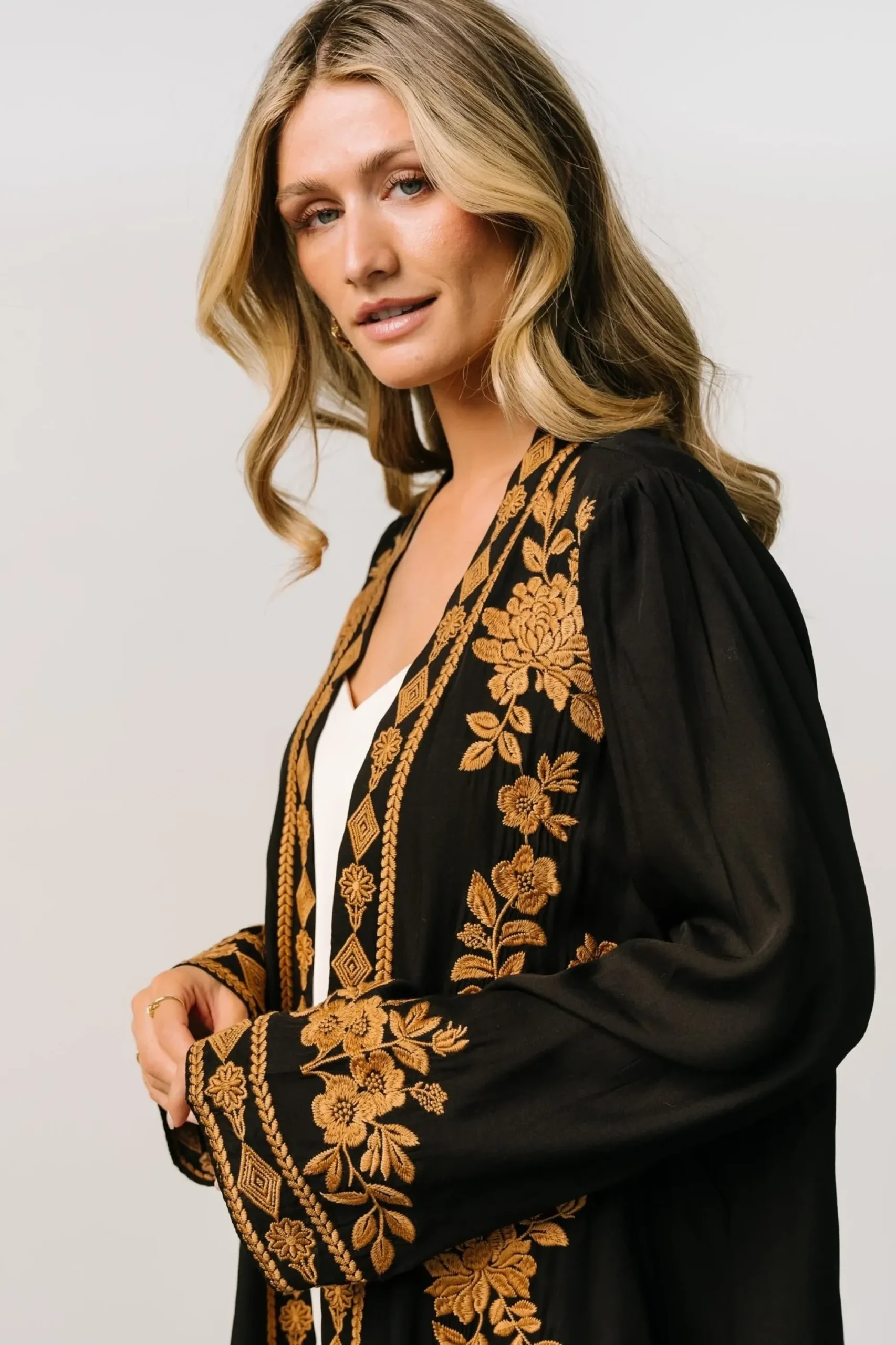 Hot Baltic Born Rigby Kimono | Black + Camel