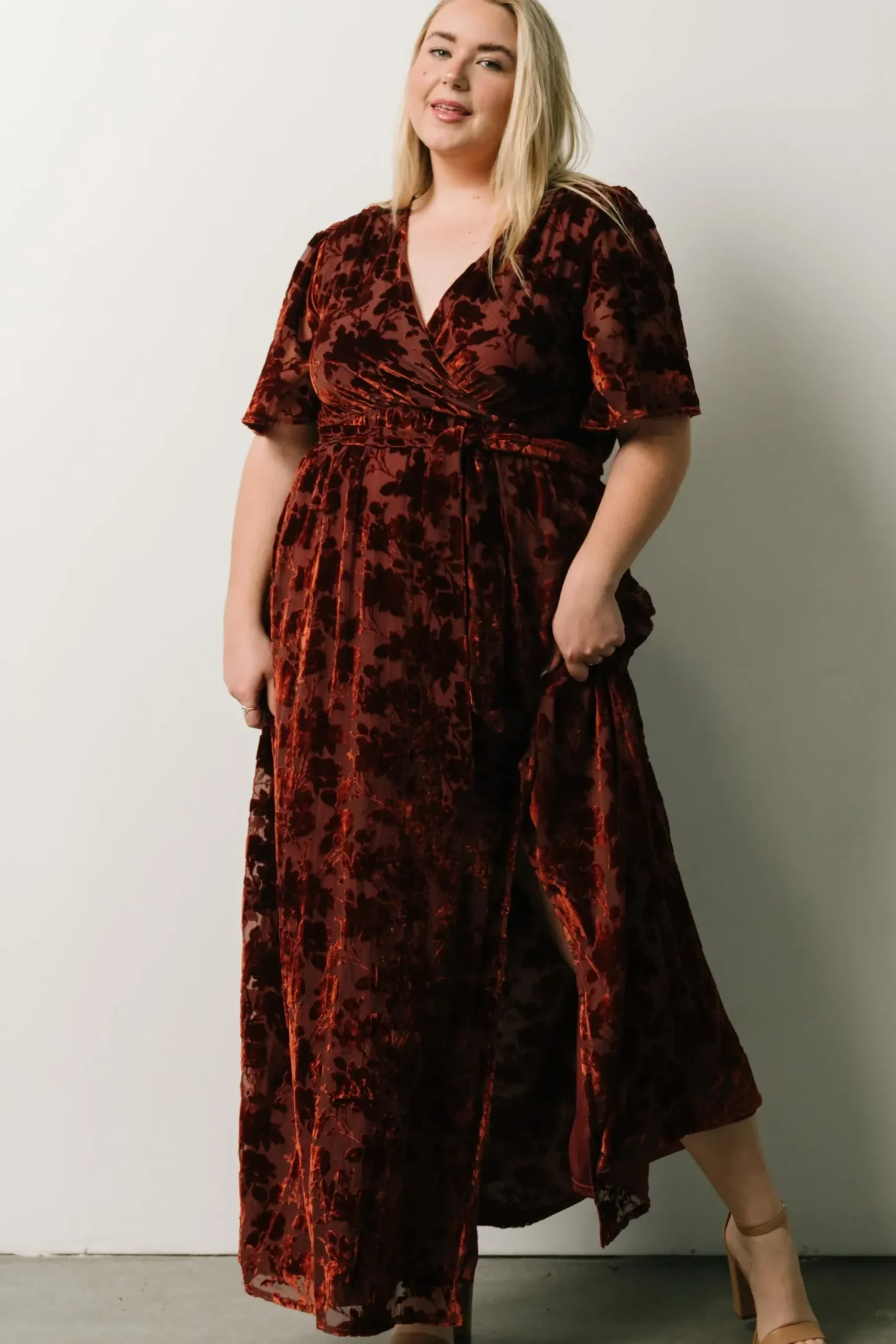 Discount Baltic Born Uma Velvet Maxi Dress | Copper Floral