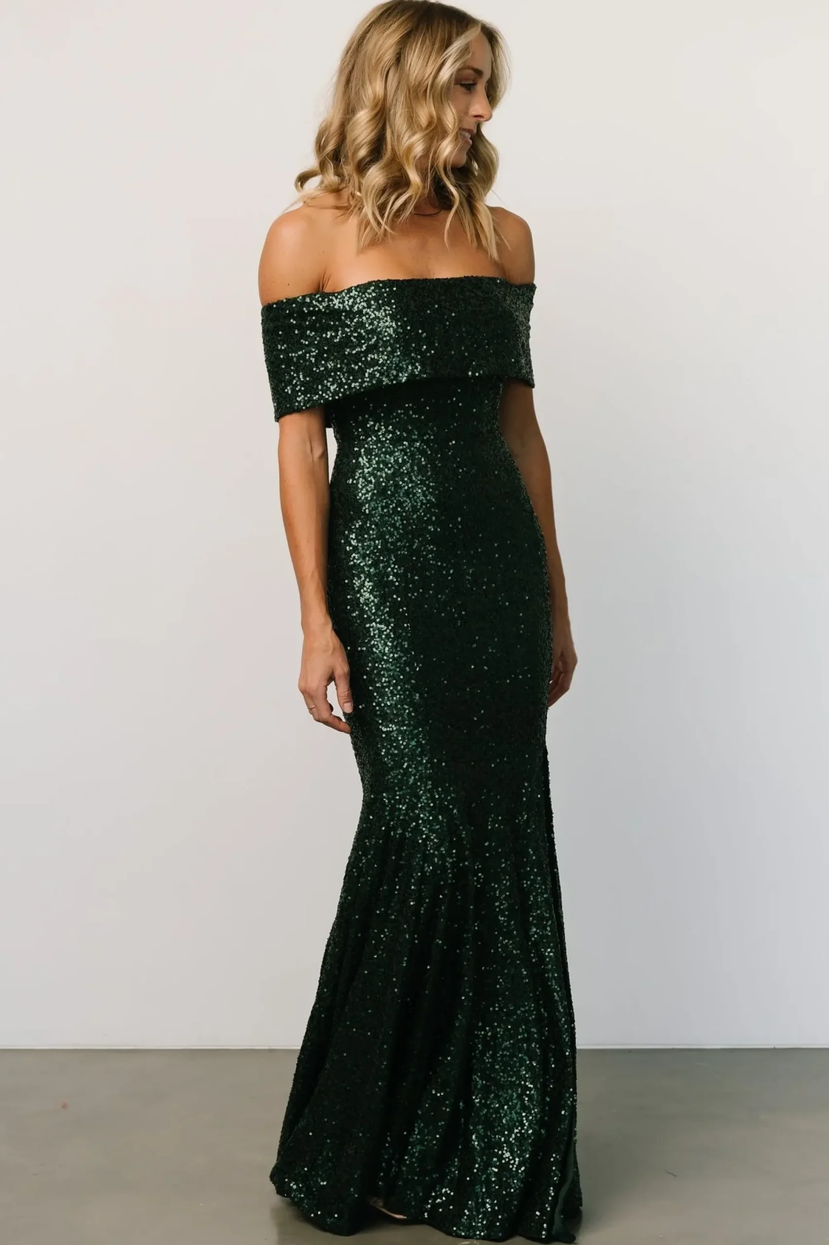 Outlet Baltic Born Yvonne Off Shoulder Sequin Gown | Green